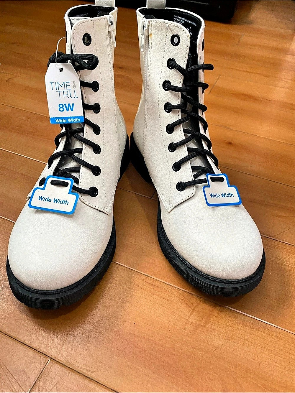 Time and Tru Women's Combat Boots White US 8W NWT